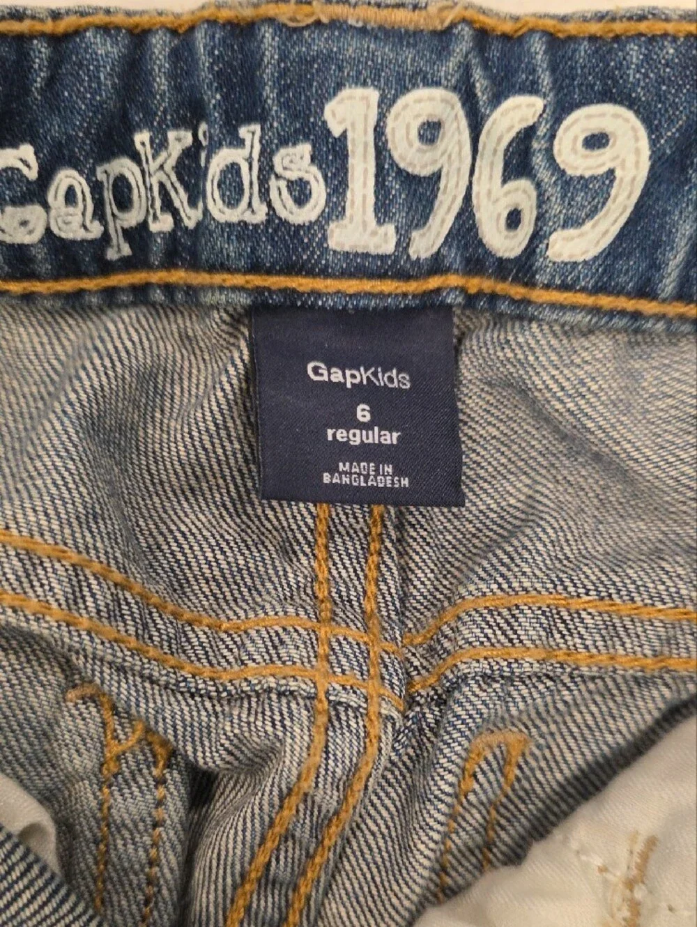 GAP Boyfriend Jeans in Medium Blue Distressed Wash